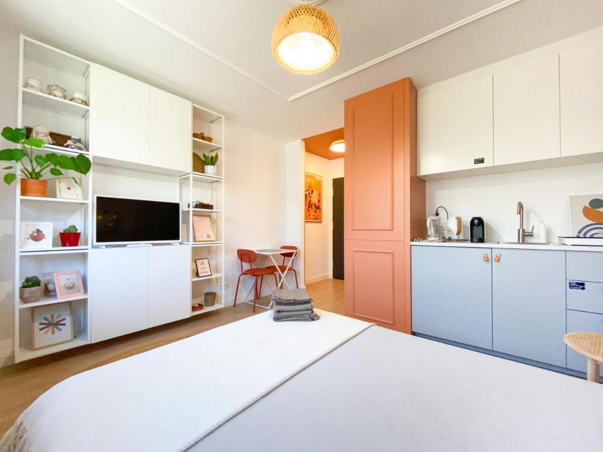 Apartament Fala Metro Sgh Klub Stodola Parking Parkview Fast Wifi 바르샤바 외부 사진