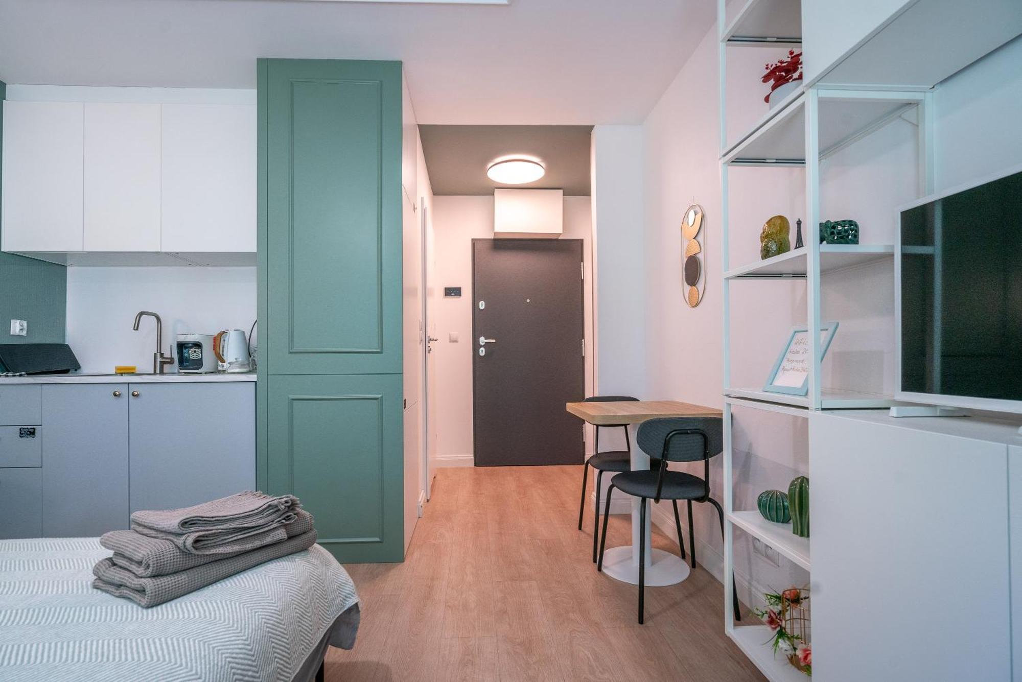 Apartament Fala Metro Sgh Klub Stodola Parking Parkview Fast Wifi 바르샤바 외부 사진