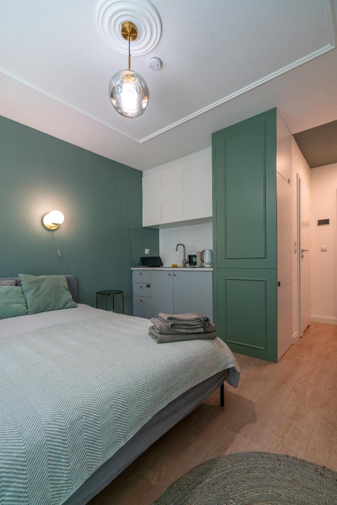 Apartament Fala Metro Sgh Klub Stodola Parking Parkview Fast Wifi 바르샤바 외부 사진